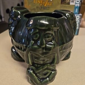 Disney's Trader Sam's grog grotto tiki mug green 3rd Edition “Uh-oa!” NWOT
